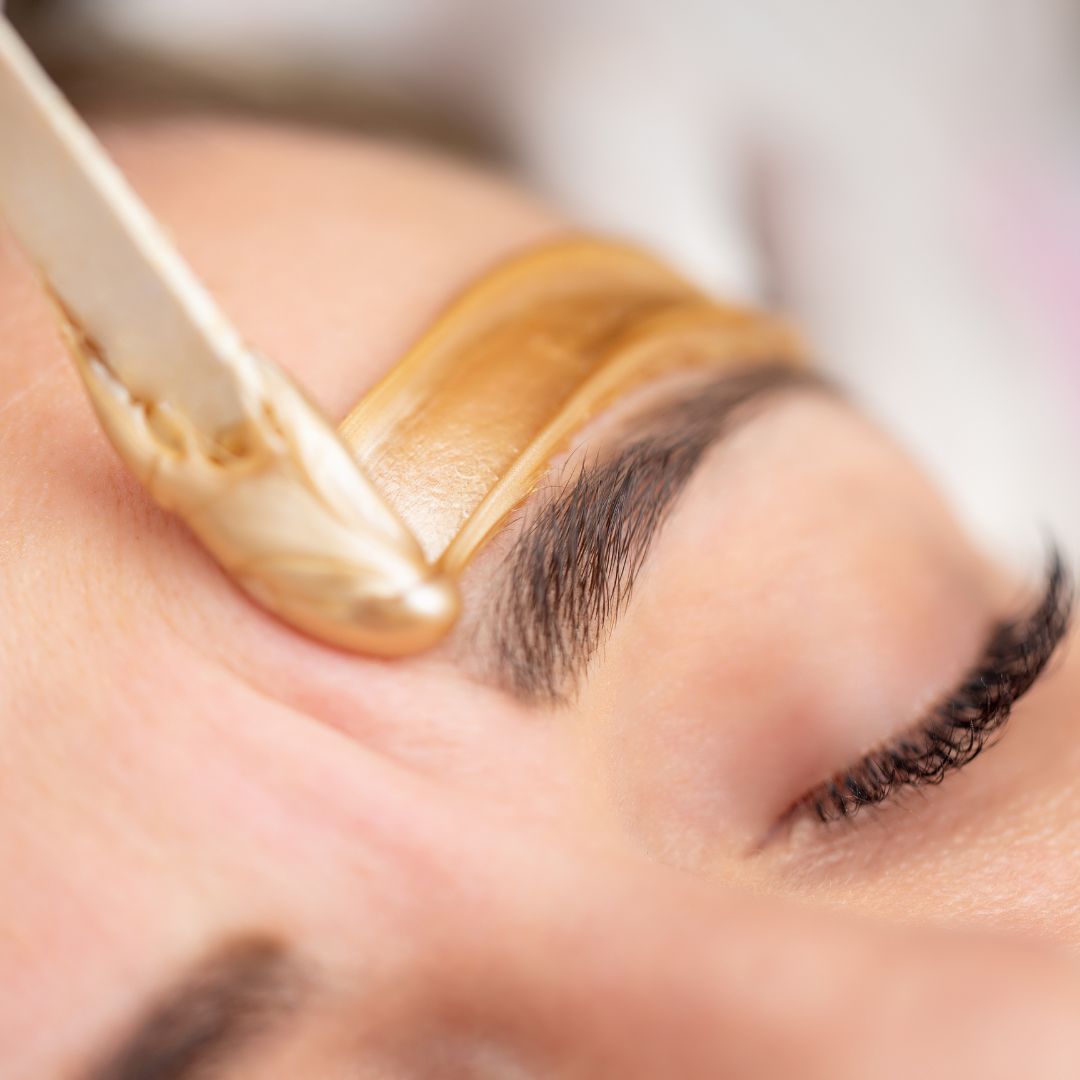 Eyebrow Waxing & Shaping